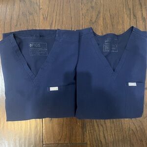Figs navy blue catarina Scrub Tops size m